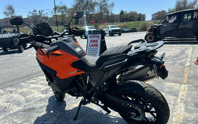 2027 KTM 1390 SUPER ADVENTURE S EVO