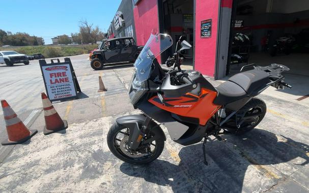 2027 KTM 1390 SUPER ADVENTURE S EVO