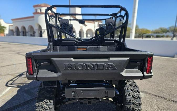 2025 Honda Pioneer 1000-6 Deluxe Crew