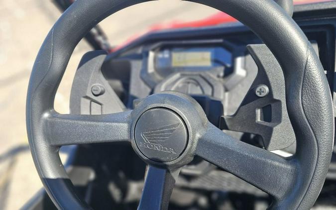 2025 Honda Pioneer 1000-6 Deluxe Crew
