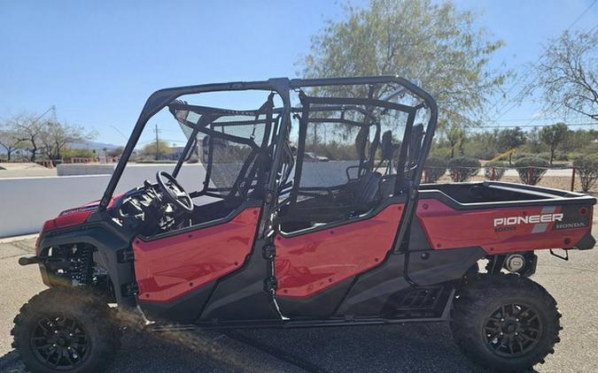 2025 Honda Pioneer 1000-6 Deluxe Crew