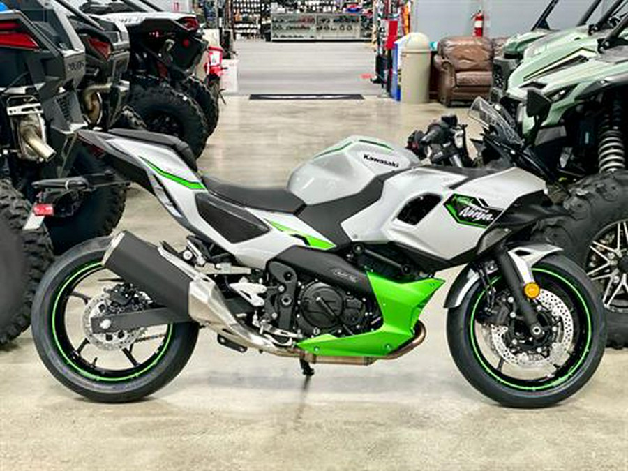 2024 Kawasaki Ninja 7 Hybrid ABS