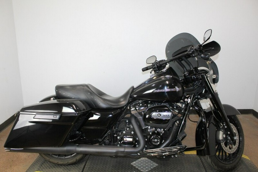 Harley-Davidson Road King Special 2018 FLHRXS 654865A BLACK