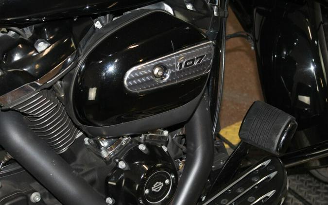 Harley-Davidson Road King Special 2018 FLHRXS 654865A BLACK