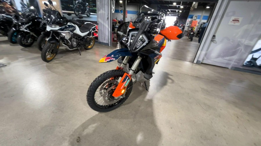 2027 KTM 890 ADVENTURE R RALLY