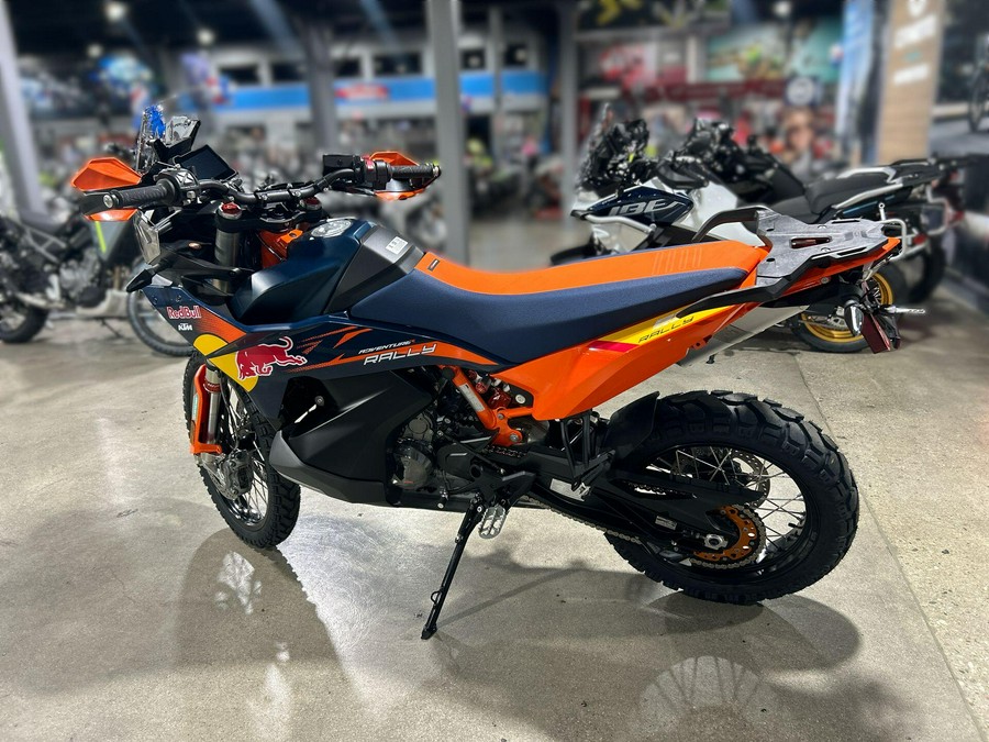 2027 KTM 890 ADVENTURE R RALLY