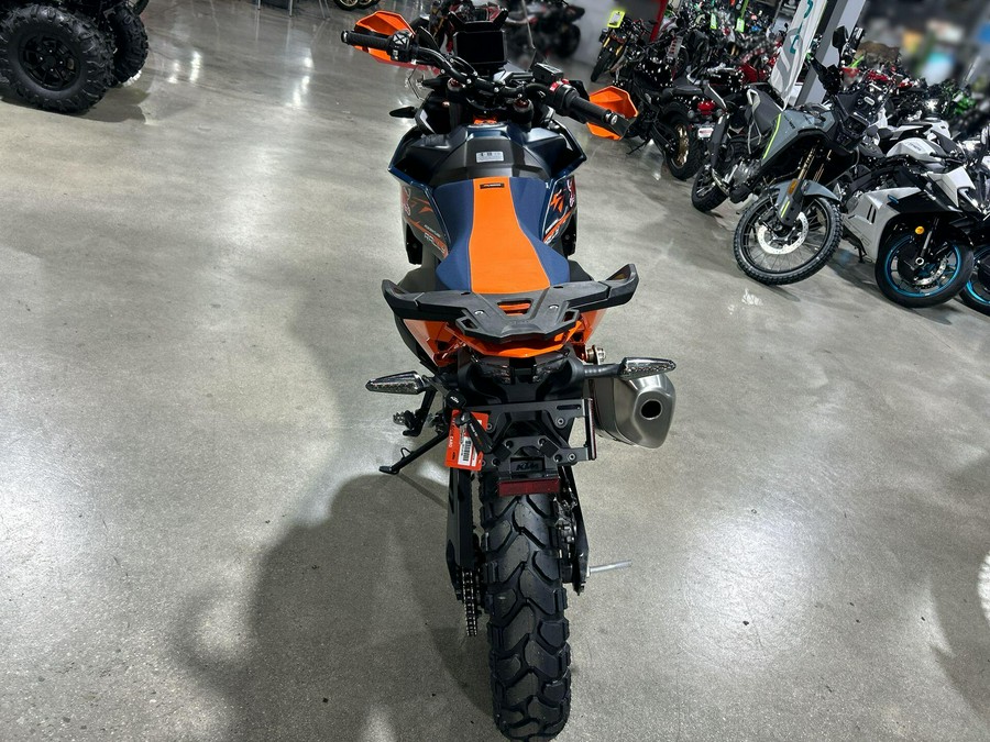 2027 KTM 890 ADVENTURE R RALLY