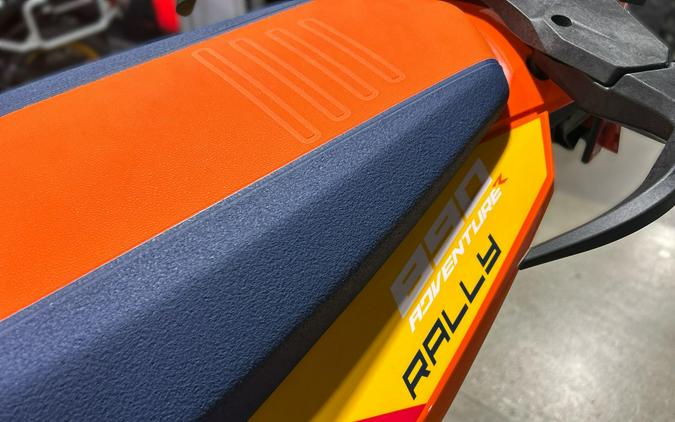 2027 KTM 890 ADVENTURE R RALLY