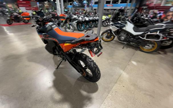 2027 KTM 890 ADVENTURE R RALLY