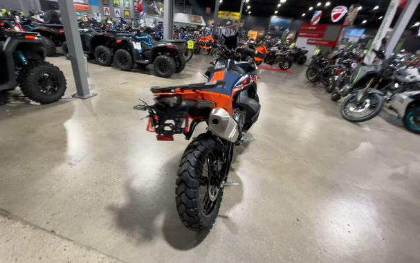 2027 KTM 890 ADVENTURE R RALLY