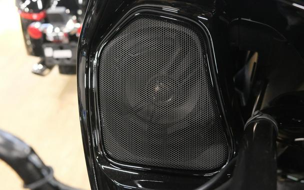 2026 INDIAN MOTORCYCLE PURSUIT DARK HORSE WITH 112 AND AUDIO PACKAGE