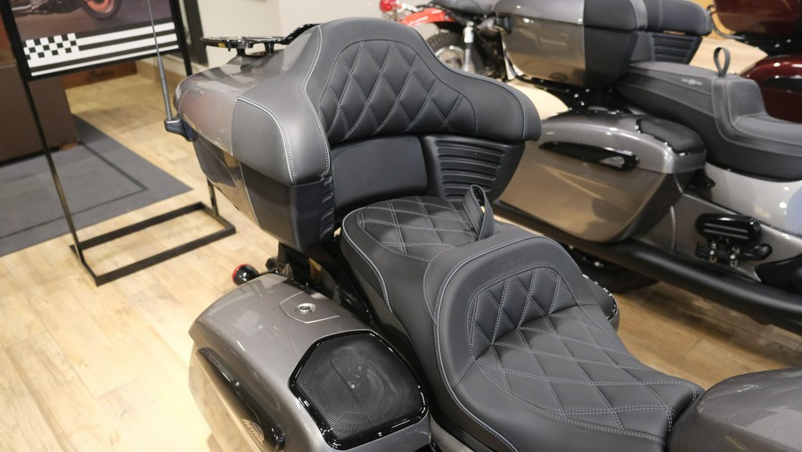 2026 INDIAN MOTORCYCLE PURSUIT DARK HORSE WITH 112 AND AUDIO PACKAGE
