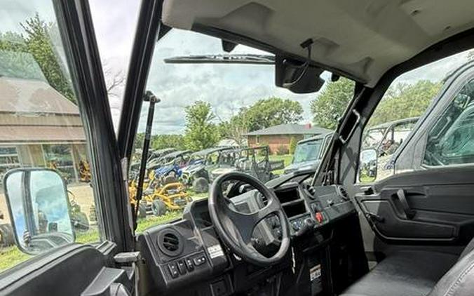 2022 XUV835E/M/R - John Deere