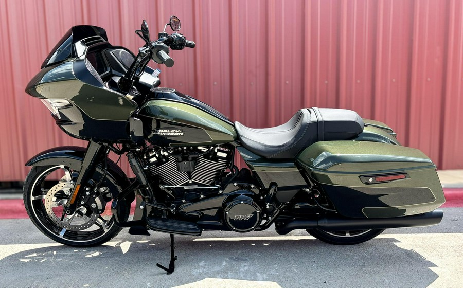 2026 Harley-Davidson® Road Glide® FLTRX Olive Steel Metallic / Vivid Black
