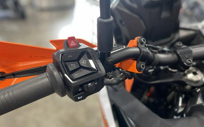 2025 KTM Adventure 390 X