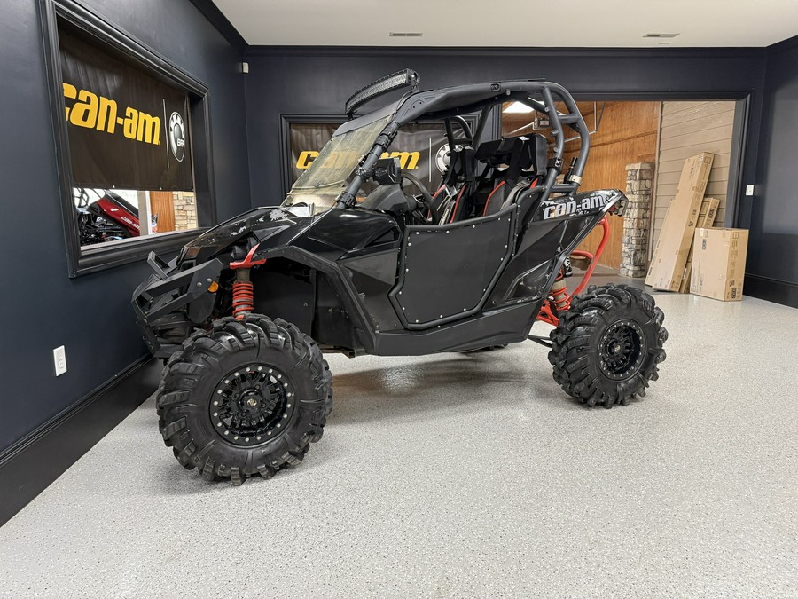 2016 Can-Am Maverick X ds Turbo