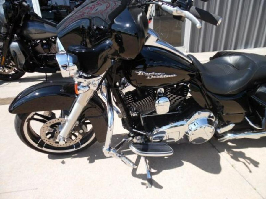 2009 Harley-Davidson® FLHX - Street Glide®