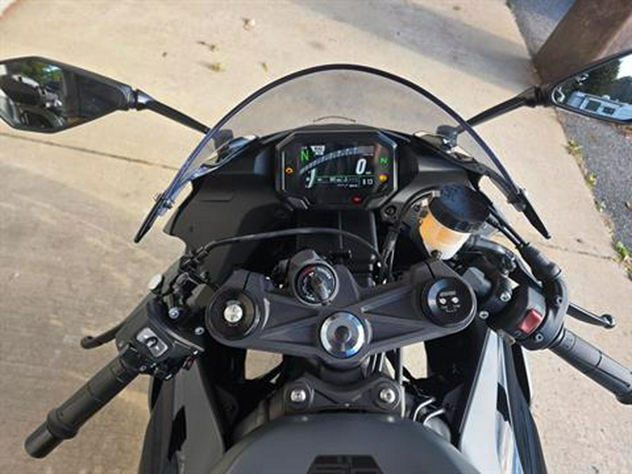 2025 Kawasaki Ninja ZX-6R ABS