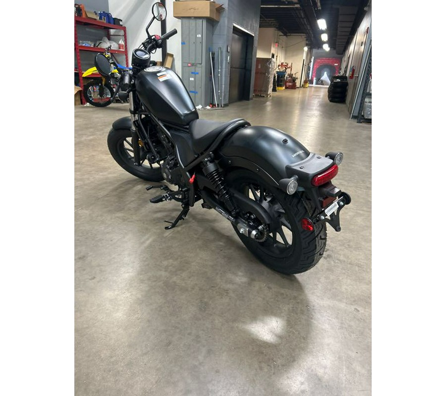 2026 Honda Rebel® 300 E-Clutch