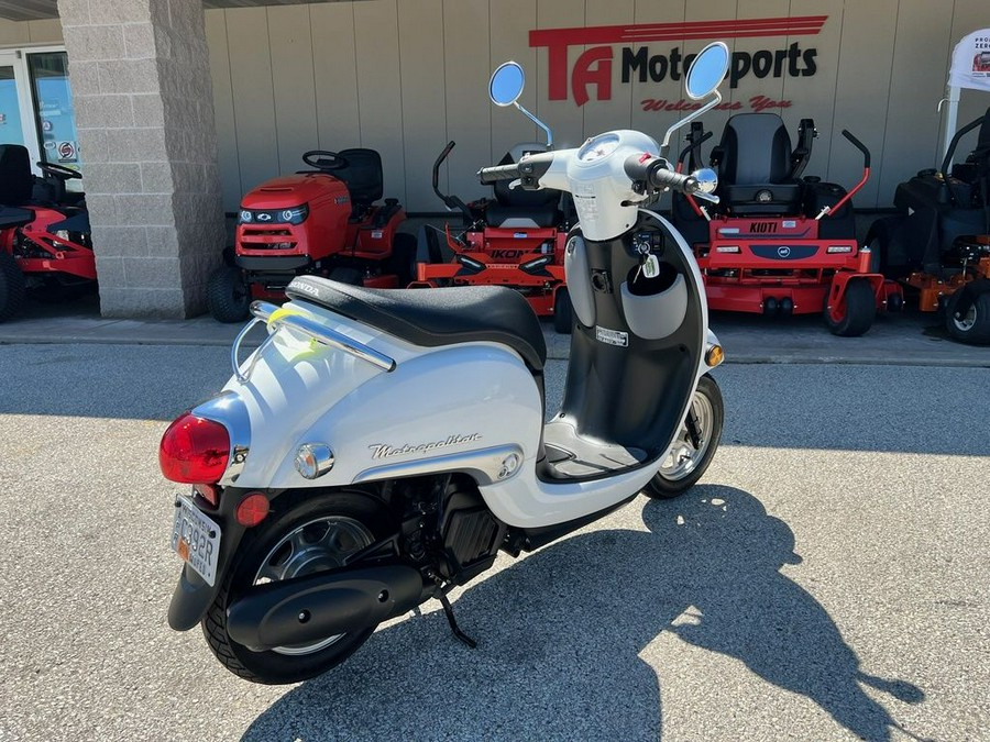 2017 Honda® Metropolitan