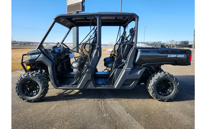 2026 Can-Am SSV DEF MAX XT 62 HD9 BK 26 XT HD9