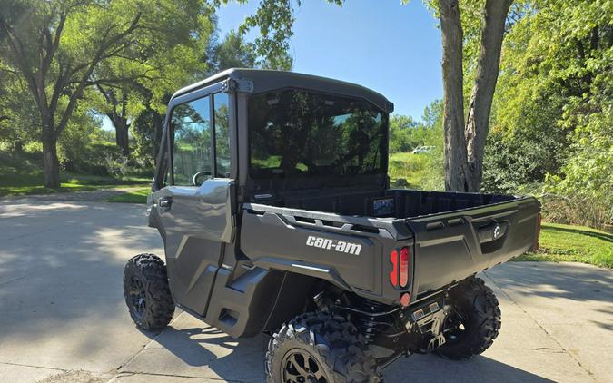 2027 Can-Am Defender DPS CAB HD9