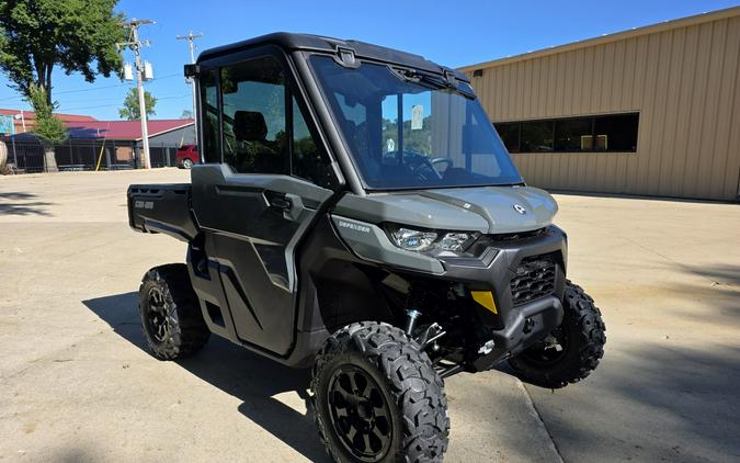 2027 Can-Am Defender DPS CAB HD9