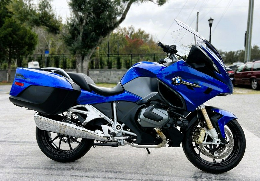 2022 BMW R 1250 RT Racing Blue Metallic