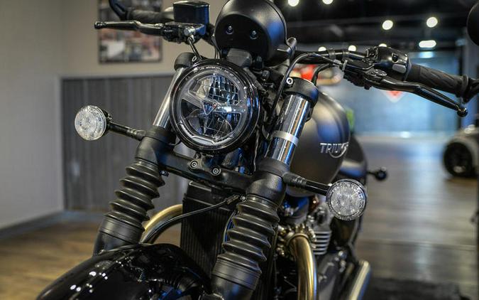 2022 Triumph Bonneville Bobber Matt Storm Grey/Matt Ironstone