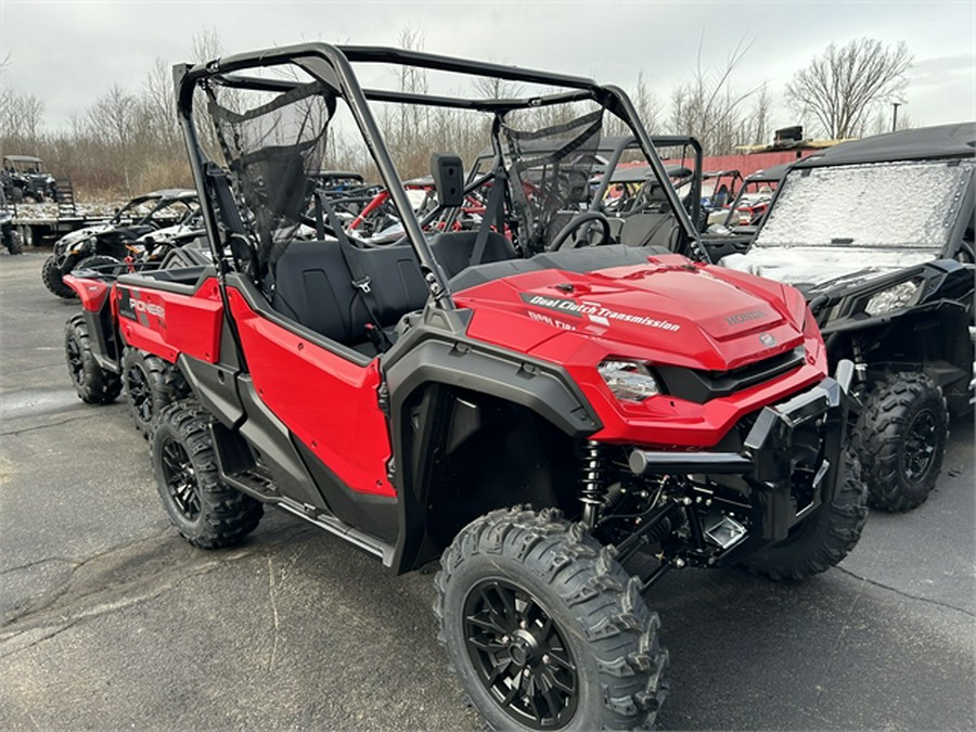 2024 Honda Pioneer 1000 Deluxe