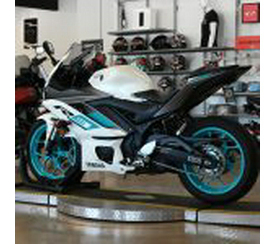 2024 Yamaha R3