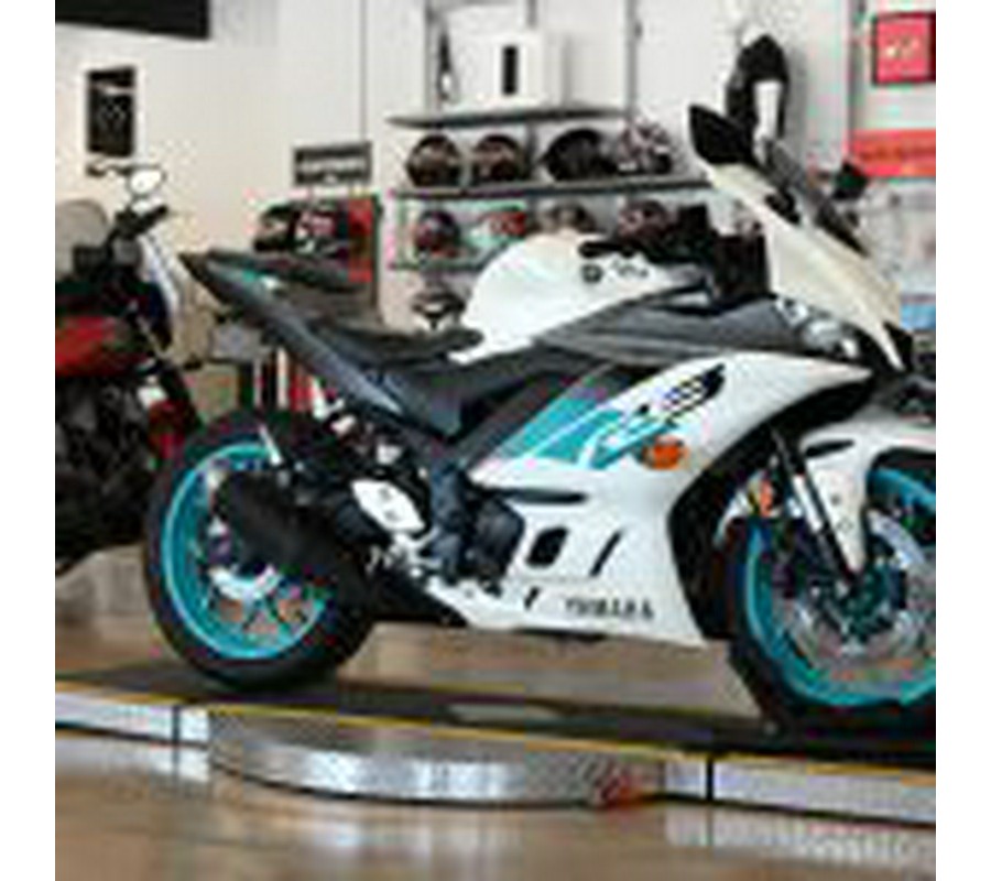 2024 Yamaha R3