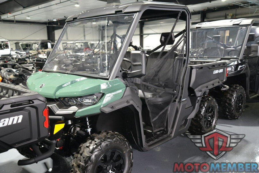 2025 Can-Am Defender DPS HD7