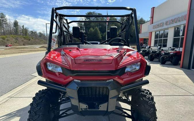 2025 Honda Pioneer 1000-6 Deluxe Crew