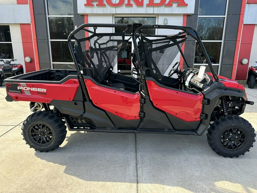 2025 Honda Pioneer 1000-6 Deluxe Crew