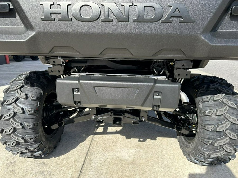 2025 Honda Pioneer 1000-6 Deluxe Crew