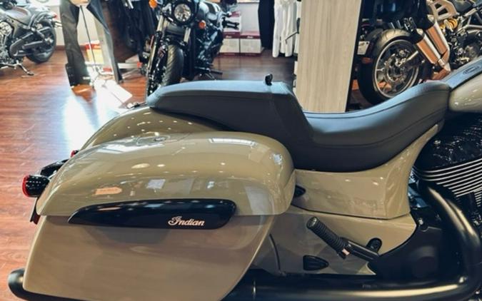 2023 Indian Motorcycle® Springfield® Dark Horse® Quartz Gray