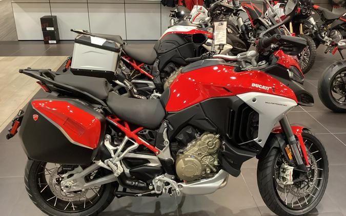 2024 Ducati Multistrada V4 S Travel & Radar