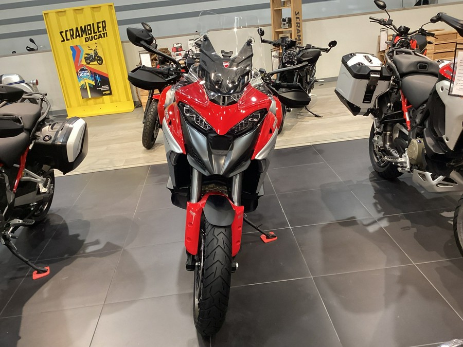 2024 Ducati Multistrada V4 S Travel & Radar