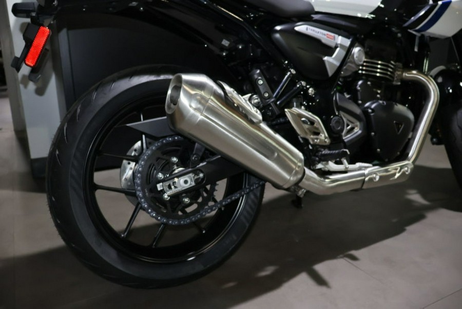 2026 Triumph Thruxton 400 Pearl Metallic White / Storm Grey 400