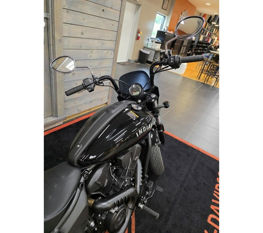 2025 Indian Scout Sixty Bobber Black Metallic