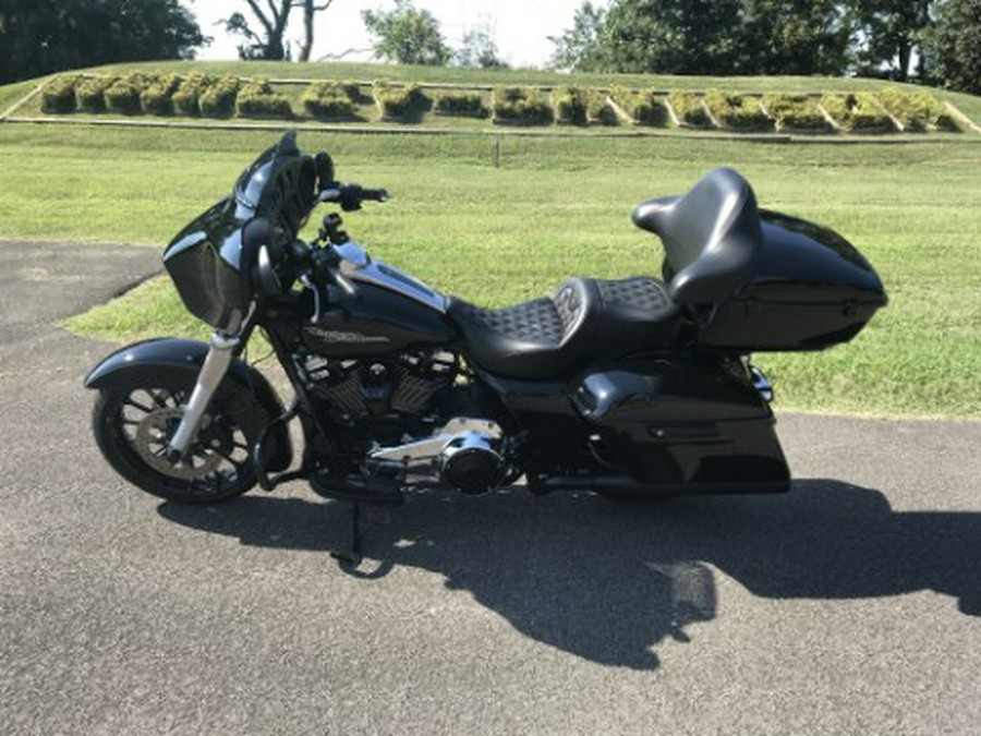 2017 Harley-Davidson STREET GLIDE