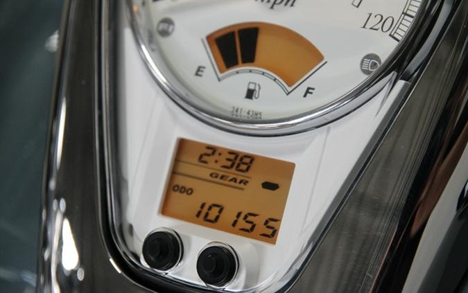 2011 SUZUKI BOULEVARD C50T