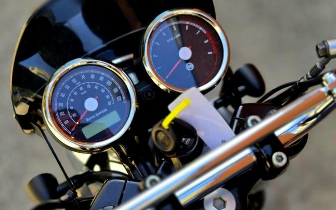 2020 Royal Enfield Int650 Glitter and Dust