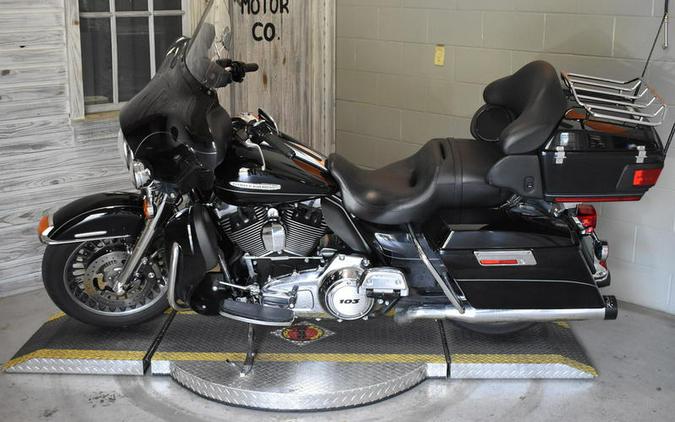 2011 Harley-Davidson® FLHTK - Electra Glide® Ultra Limited