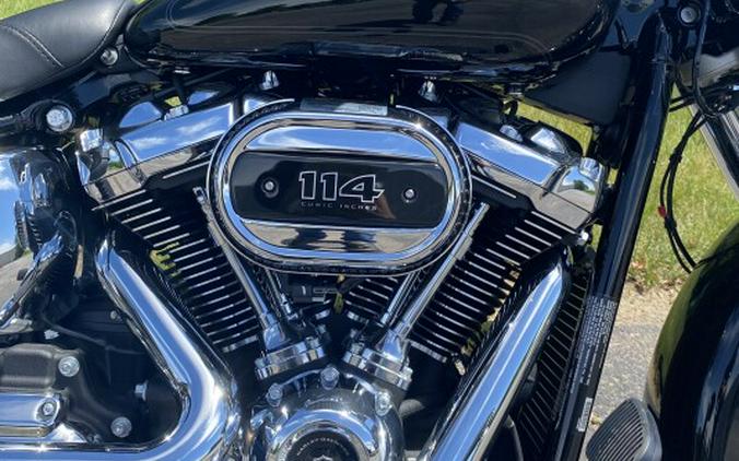 2024 Harley-Davidson Heritage Classic Vivid Black