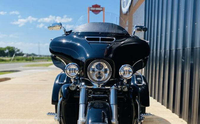 FLHTCUTG 2021 Tri Glide Ultra