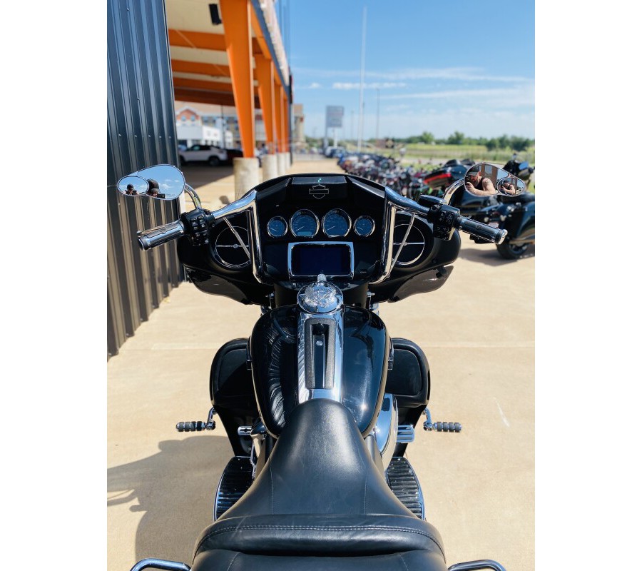 FLHTCUTG 2021 Tri Glide Ultra