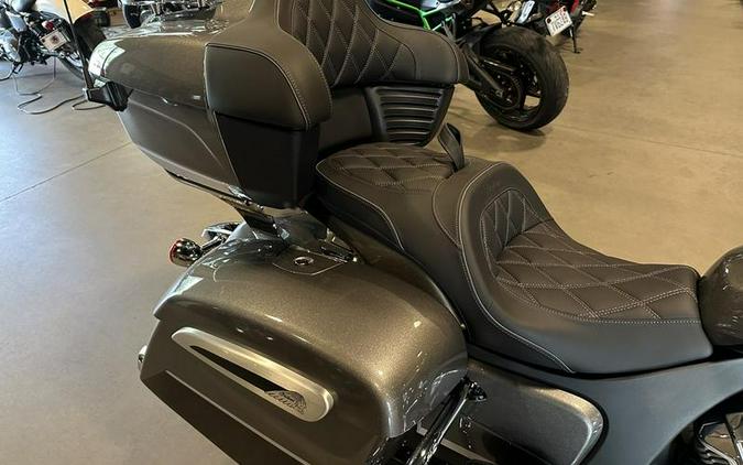 2024 Indian Motorcycle® Pursuit® Limited Titanium/Black Metallic