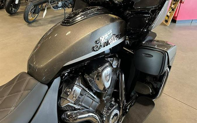 2024 Indian Motorcycle® Pursuit® Limited Titanium/Black Metallic